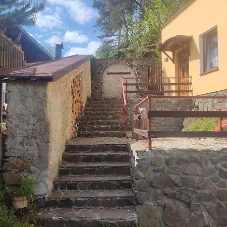 Ubytování Pod hradem Dobronice 111 Esterno foto